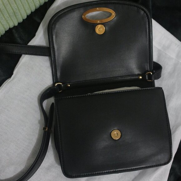 NWT Genuine Leather Crossbody Bag. - Picture 5 of 9